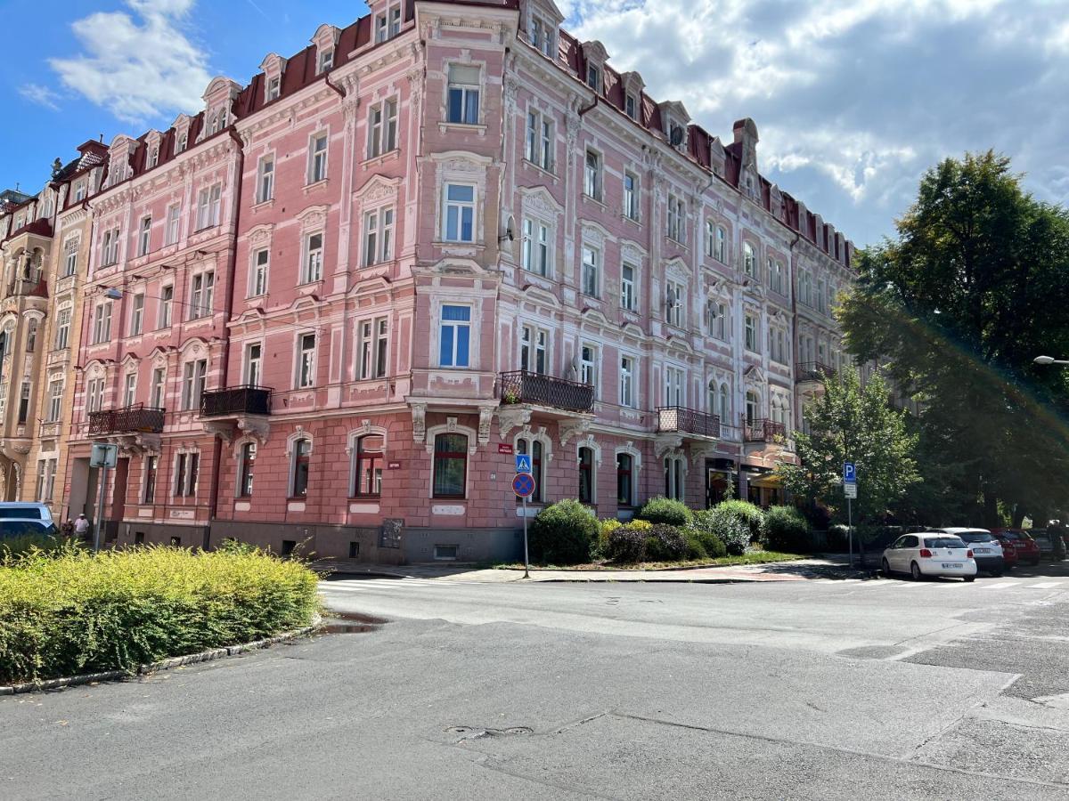 Apartment Alice Center 카를로비바리 외부 사진